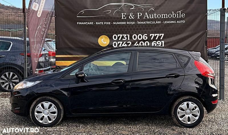 Second-hand Ford Fiesta 90 CP (66 kW) 2010 Culoarenegru Hatchback