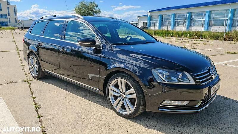 Culoarenegru Utilizat 2014 VW Passat Highline Break | 7.790 EUR (Preț bun) - Imagine 1/4