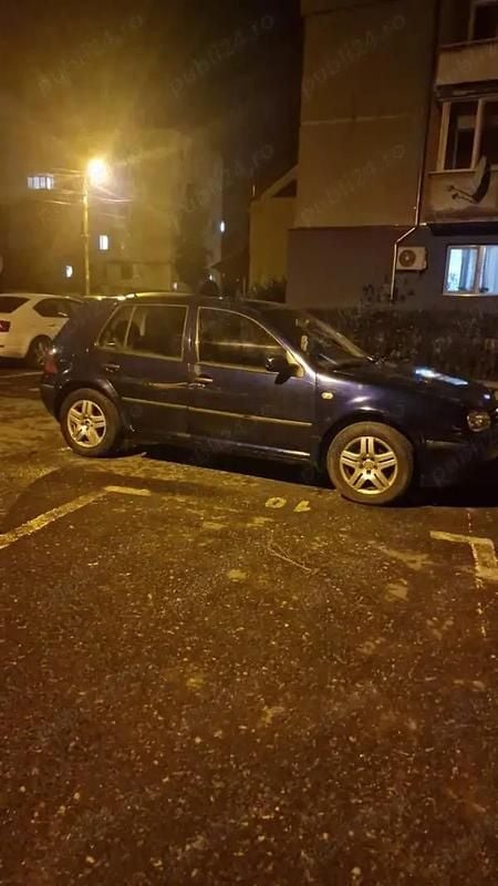 Utilizat 2001 VW Golf Berlinǎ | 550 EUR (Preț bun) - Imagine 1/4