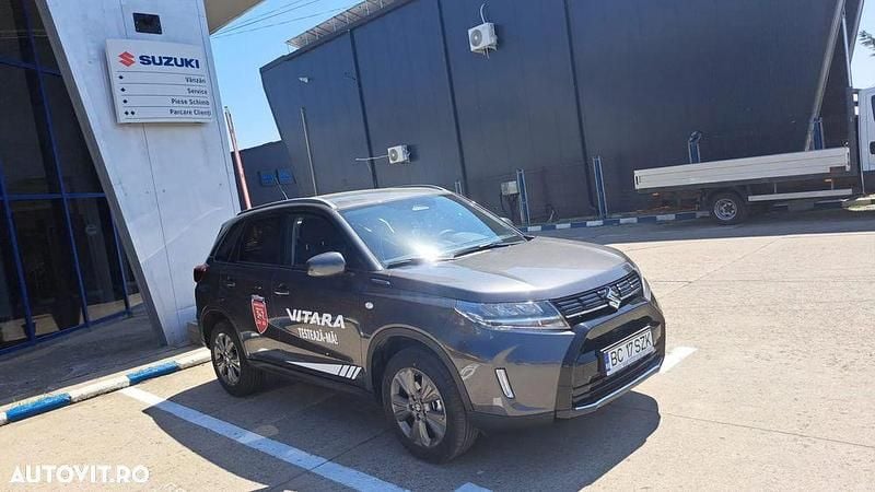 Culoaregri Utilizat 2025 Suzuki Vitara SUV | 21.490 EUR (Puțin scump) - Imagine 1/3