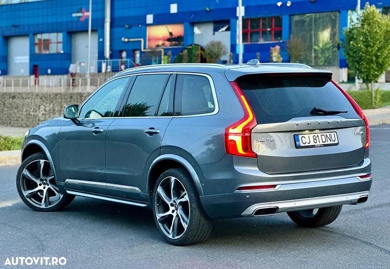 Second-hand Volvo XC90 Inscription 225 CP (165 kW) 2015 Culoareargint SUV