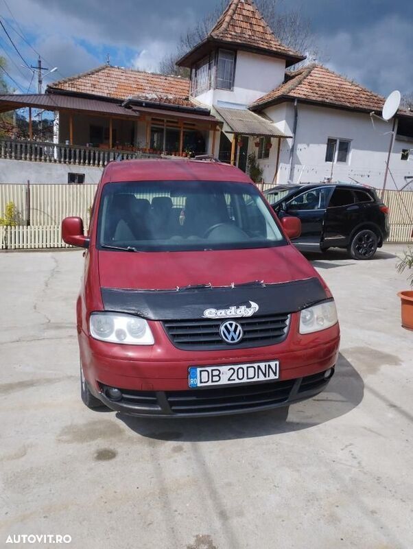 Rosu Utilizat 2007 VW Caddy Life Monovolum | 3.700 EUR (Preț OK) - Imagine 1/4