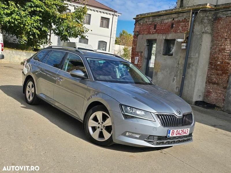 Culoaregri Utilizat 2016 Skoda Superb Style Break | 11.990 EUR (Preț bun) - Imagine 1/4