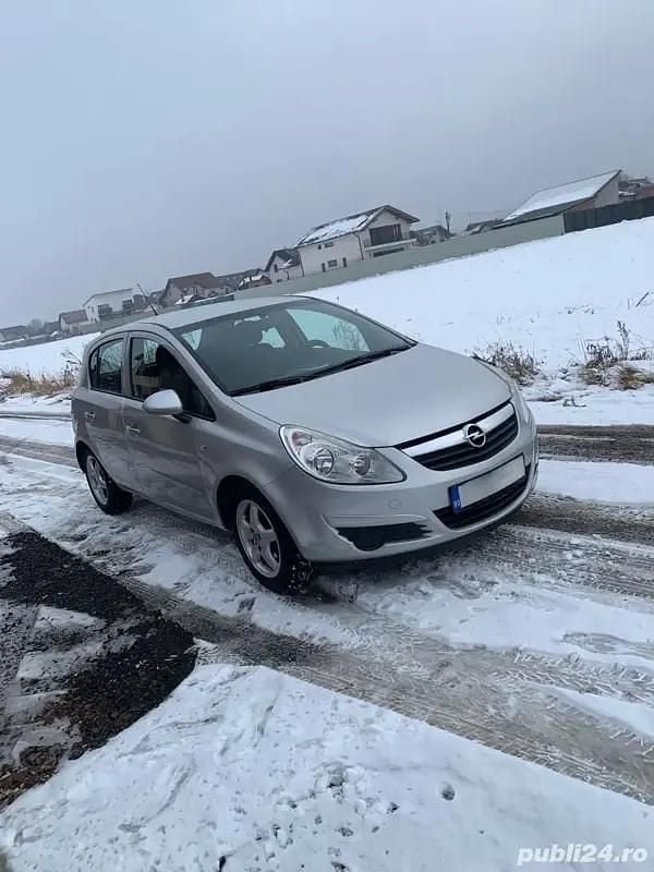 Utilizat 2008 Opel Corsa Hatchback | 2.199 EUR (Preț OK) - Imagine 1/4