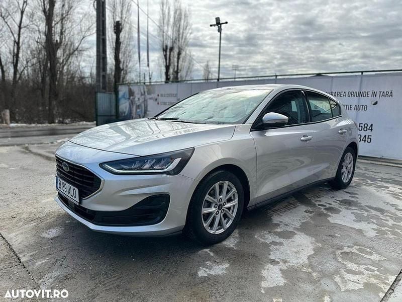 Second-hand Ford Focus 120 CP (88 kW) 2022 Culoareargint Hatchback