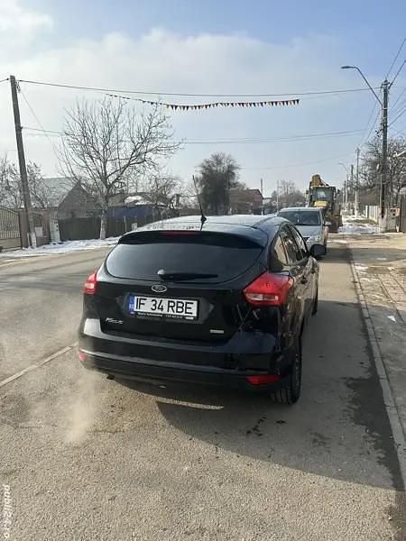 Second-hand Ford Focus 125 CP (91 kW) 2016 Negru Hatchback