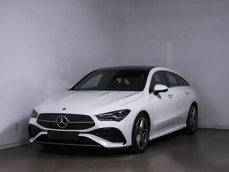 Utilizat 2024 Mercedes CLA250 AMG Berlinǎ | 43.139 EUR (Super Preț) - Imagine 1/1