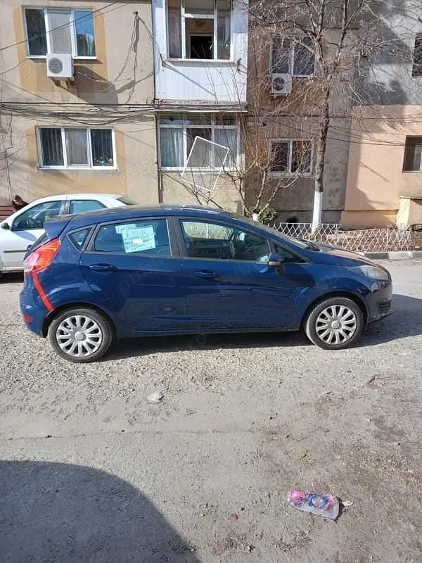 Second-hand Ford Fiesta 59 CP (43 kW) 2017 Albastru Hatchback