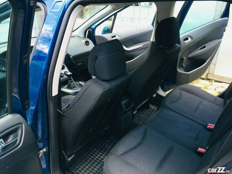 Second-hand Peugeot 308 110 CP (80 kW) 2008 Albastru Berlinǎ