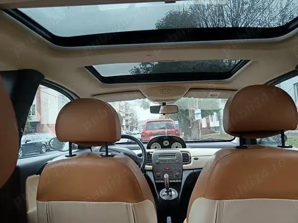 Utilizat 2005 Lancia Ypsilon Hatchback | 2.500 EUR - Imagine 1/4