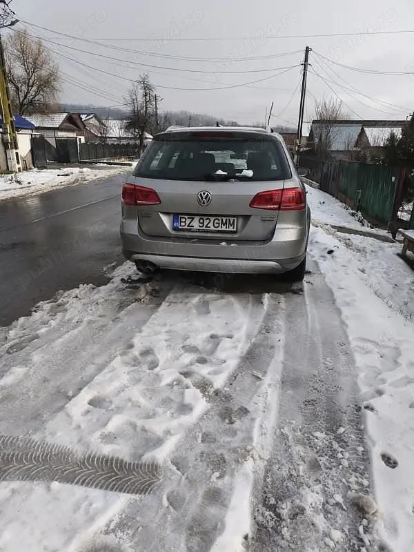 Second-hand VW Passat Alltrack 140 CP (102 kW) 2013 Gri Break