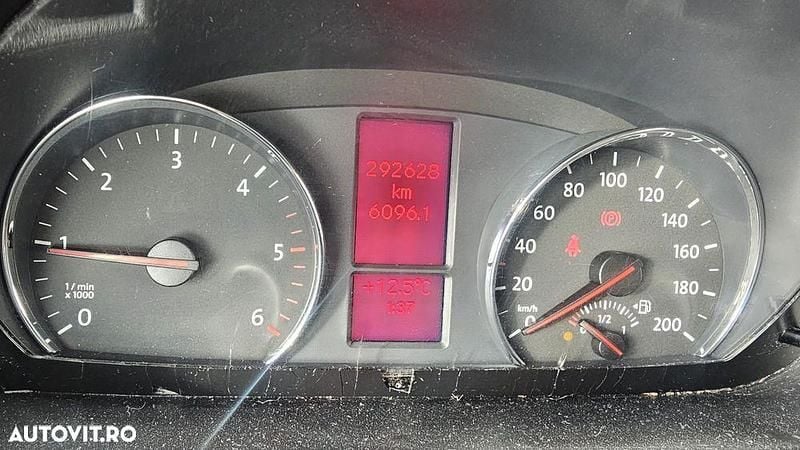 Second-hand VW Crafter 163 CP (119 kW) 2016 Culoareargint Van