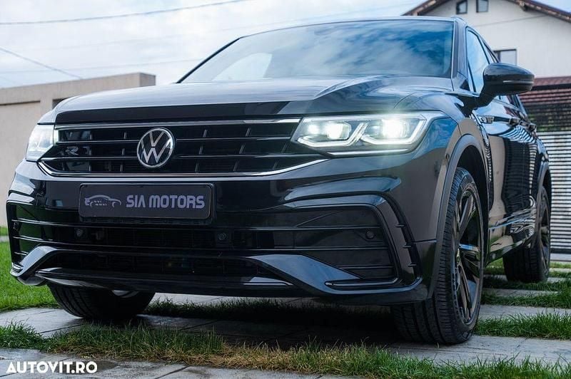 Negru Utilizat 2021 VW Tiguan R-line SUV | 27.750 EUR (Preț bun) - Imagine 1/4