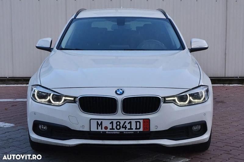 Culoarealb Utilizat 2017 BMW 320 Luxury Line Break | 8.990 EUR - Imagine 1/4