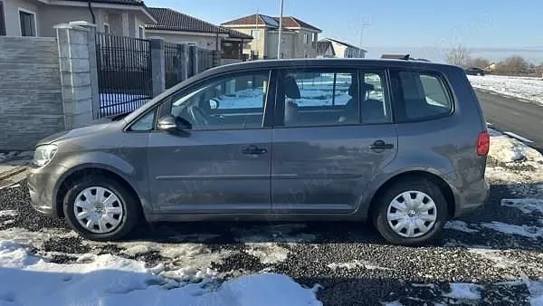 Second-hand VW Touran 105 CP (77 kW) 2012 Monovolum