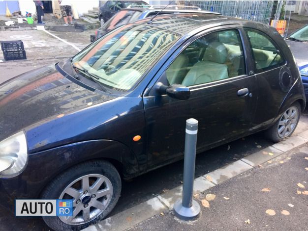 Second-hand Ford Ka 68 CP (50 kW) 2001 Negru Hatchback