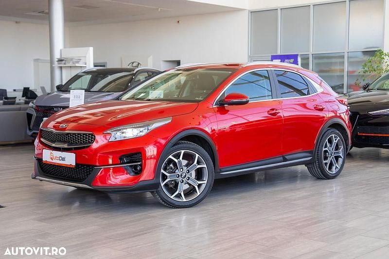 Second-hand Kia XCeed Spirit 136 CP (100 kW) 2020 Culoarerosu SUV
