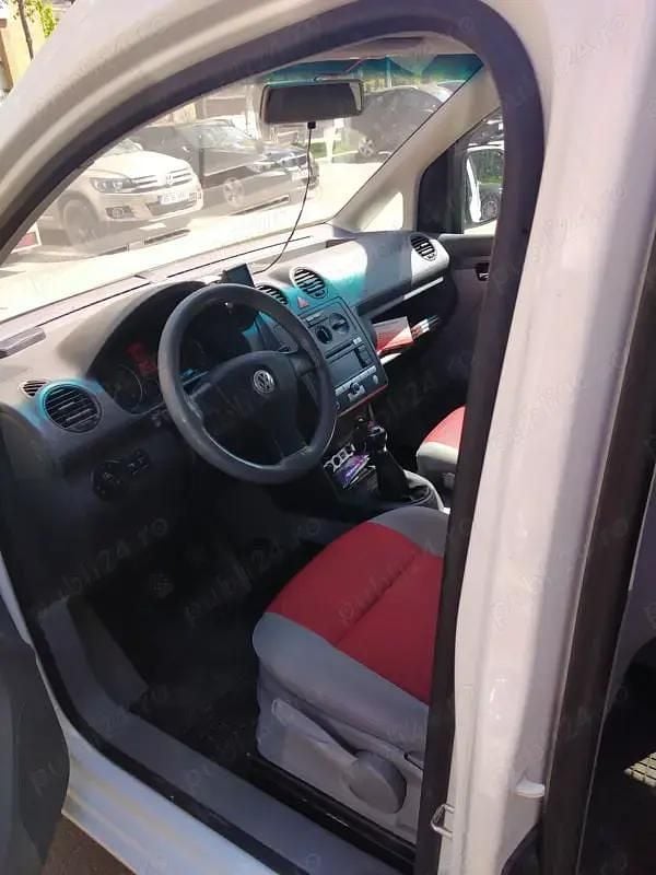 Utilizat 2009 VW Caddy Maxi Monovolum | 6.000 EUR (Preț OK) - Imagine 1/4