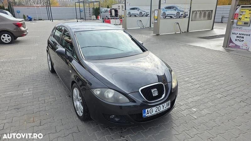 Culoarenegru Utilizat 2007 Seat Leon Reference Hatchback | 2.700 EUR (Preț OK) - Imagine 1/4