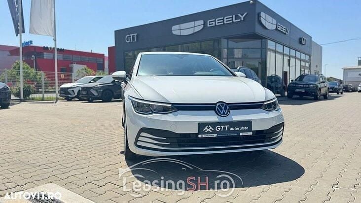 Alb Utilizat 2024 VW Golf VIII Life Hatchback | 20.950 EUR (Preț OK) - Imagine 1/4