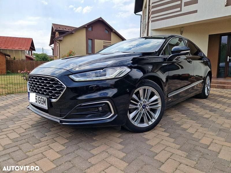 Second-hand Ford Mondeo Vignale 190 CP (139 kW) 2021 Culoarenegru Berlinǎ