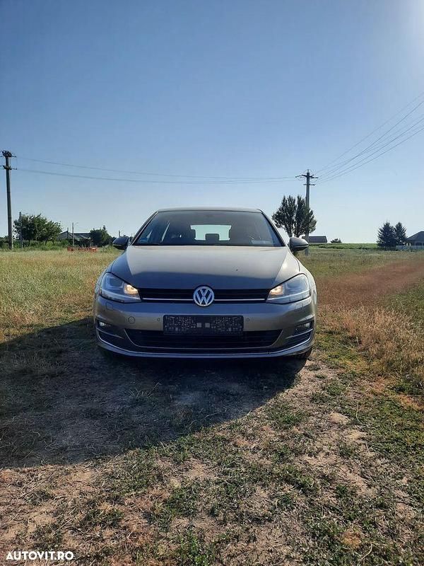 Culoaregri Utilizat 2015 VW Golf VII Edition Hatchback | 8.600 EUR (Preț bun) - Imagine 1/4