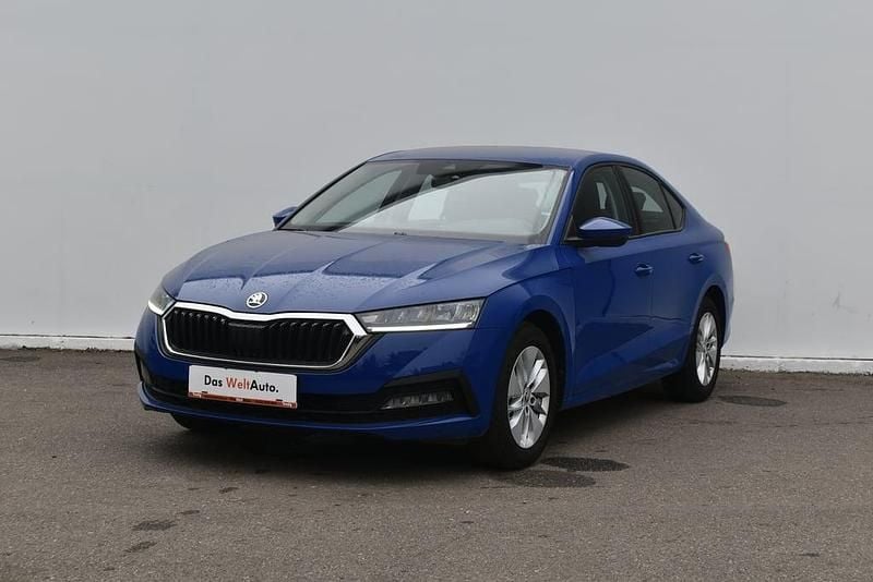 Albastru mediu normal Utilizat 2023 Skoda Octavia Ambition | 17.900 EUR (Super Preț) - Imagine 1/4