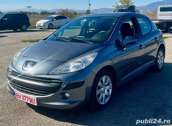 Utilizat 2008 Peugeot 207 Hatchback | 2.399 EUR (Preț OK) - Imagine 1/4