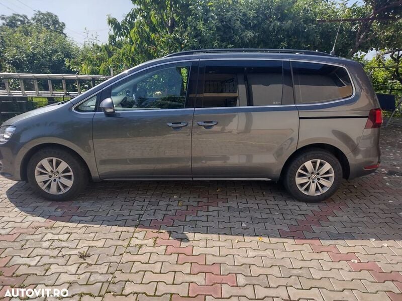 Gri Utilizat 2018 VW Sharan Comfortline Monovolum | 15.500 EUR - Imagine 1/4
