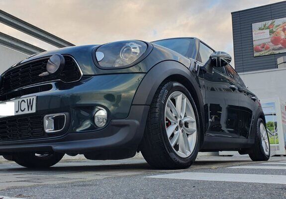 Verde Utilizat 2014 Mini John Cooper Works Countryman SUV | 9.500 EUR - Imagine 1/4