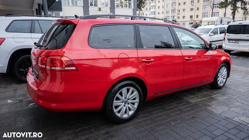 Second-hand VW Passat Trendline 140 CP (102 kW) 2012 Culoarerosu Break