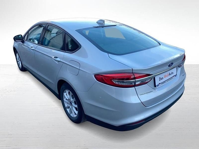 Second-hand Ford Mondeo Trend 187 CP (137 kW) 2022 Gri deschis  metalic