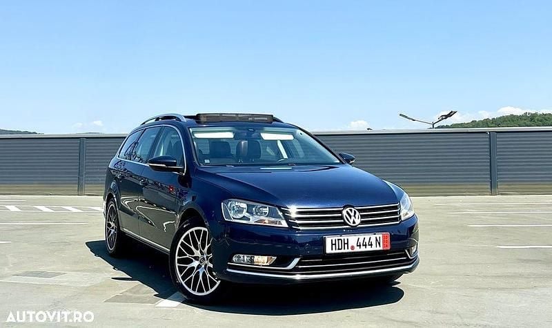 Culoarealbastru Utilizat 2013 VW Passat Individual Break | 7.350 EUR - Imagine 1/4