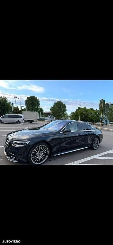 Second-hand Mercedes S400 330 CP (242 kW) 2021 Culoarealbastru Berlinǎ
