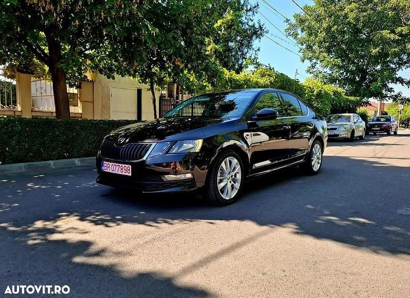 Culoarenegru Utilizat 2018 Skoda Octavia Style Berlinǎ | 12.990 EUR (Super Preț) - Imagine 1/4