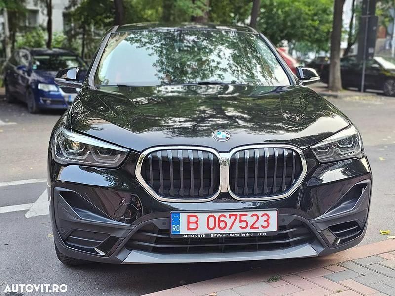 Negru Utilizat 2020 BMW X1 Advantage SUV | 19.500 EUR (Preț bun) - Imagine 1/4