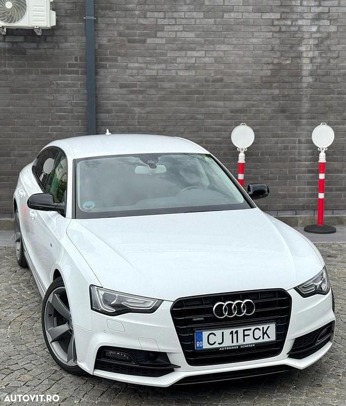 Culoarealb Utilizat 2016 Audi A5 Sportback Competition Berlinǎ | 16.990 EUR (Preț bun) - Imagine 1/4