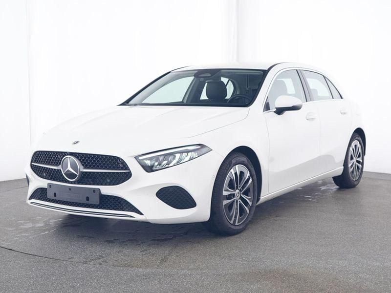Utilizat 2024 Mercedes A180 Progressive | 32.125 EUR (Preț OK) - Imagine 1/1