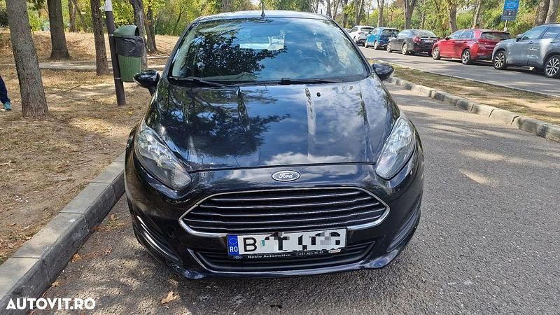Second-hand Ford Fiesta 60 CP (44 kW) 2015 Culoarenegru