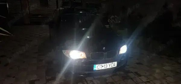 Utilizat 2009 BMW 118 Hatchback | 3.800 EUR (Preț OK) - Imagine 1/4