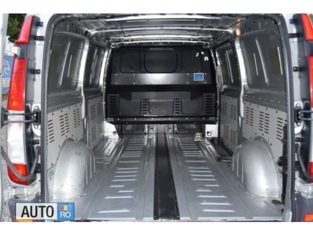 Second-hand Mercedes Vito 136 CP (100 kW) 2012 Gri Van