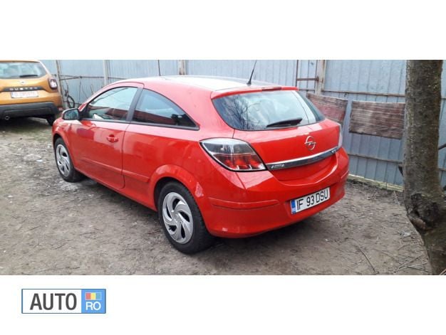 Second-hand Opel GT 110 CP (80 kW) 2008 Rosu Coupe