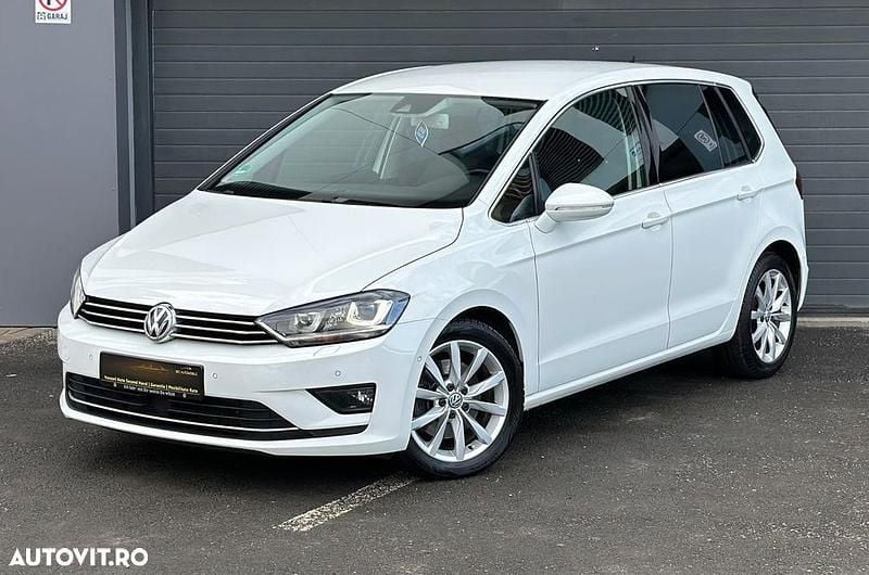 Second-hand VW Golf Sportsvan Highline 150 CP (110 kW) 2014 Culoarealb Monovolum