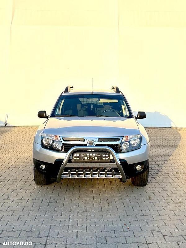 Culoaregri Utilizat 2011 Dacia Duster Ambiance SUV | 6.350 EUR (Preț bun) - Imagine 1/4