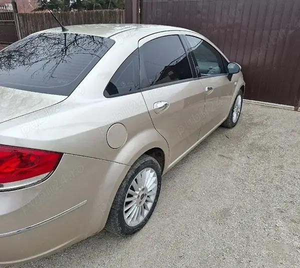 Second-hand Fiat Linea 90 CP (66 kW) 2008 Berlinǎ