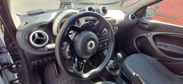 Utilizat 2016 Smart ForFour | 6.800 EUR - Imagine 1/4