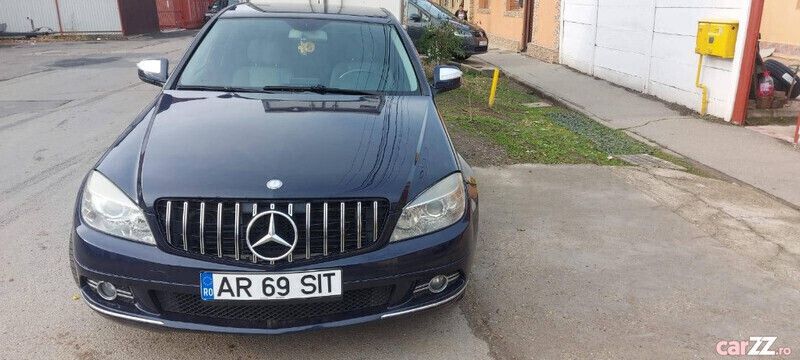 Second-hand Mercedes C200 200 CP (147 kW) 2009 Berlinǎ