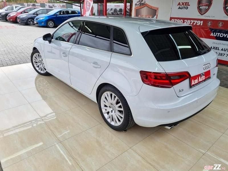 Second-hand Audi A3 Comfort 150 CP (110 kW) 2013 Culoarealb Hatchback