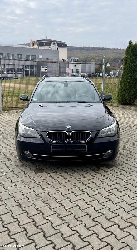 Second-hand BMW 520 177 CP (130 kW) 2008 Culoarenegru Break