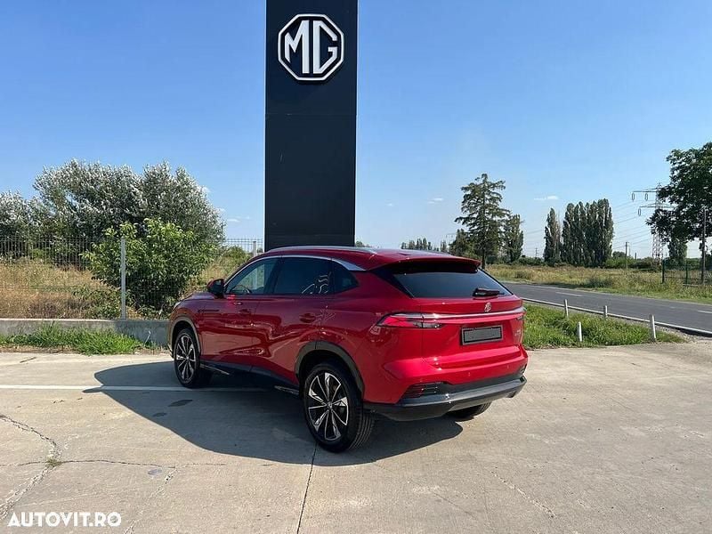 Nouă MG HS 224 CP (164 kW) 2025 Culoarerosu SUV